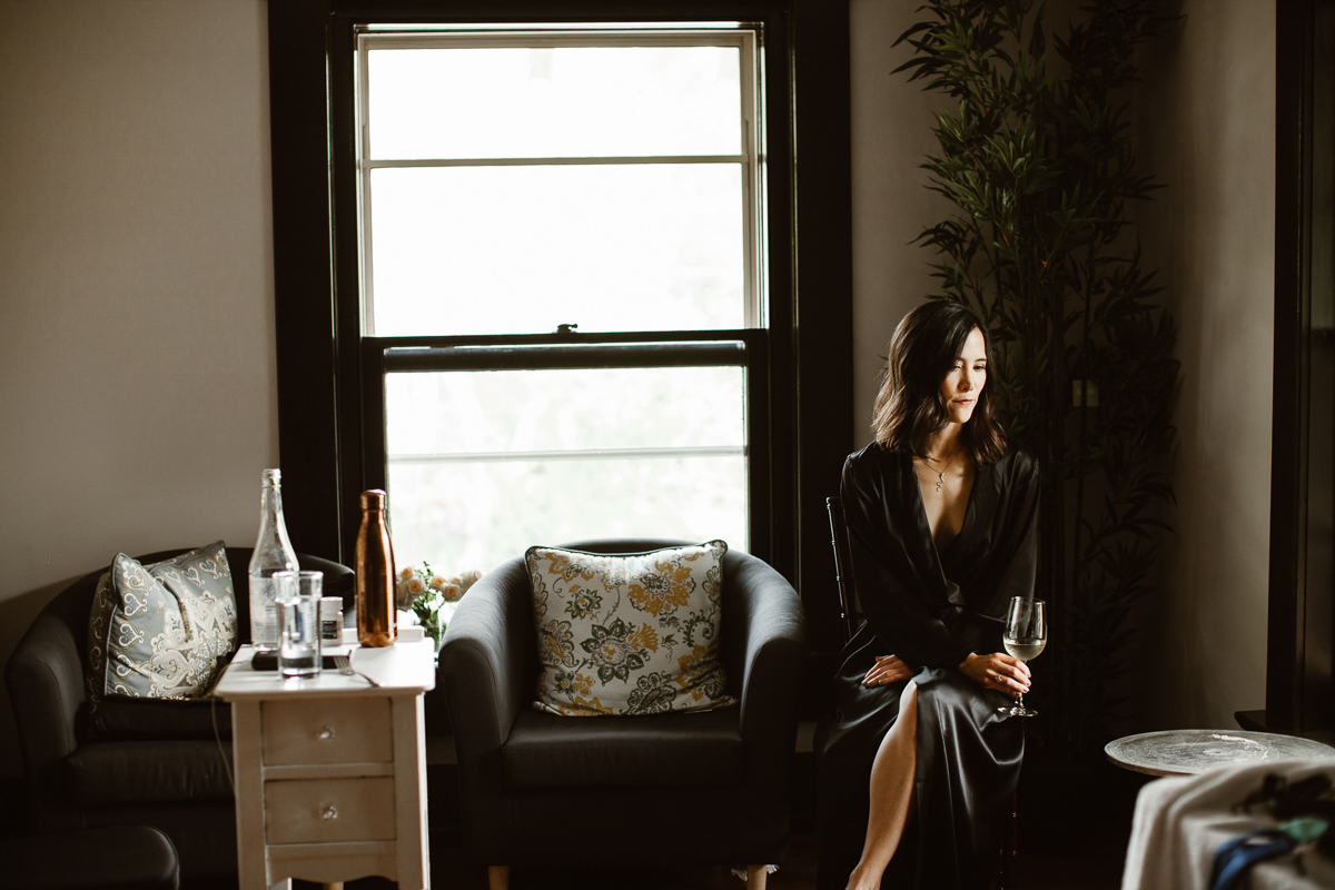 reed-photography-vineyard-bride-swish-list-ravine-vineyard-niagara-on-the-lake-wedding-4.jpg