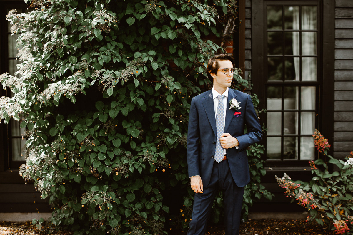 reed-photography-vineyard-bride-swish-list-ravine-vineyard-niagara-on-the-lake-wedding-18.jpg