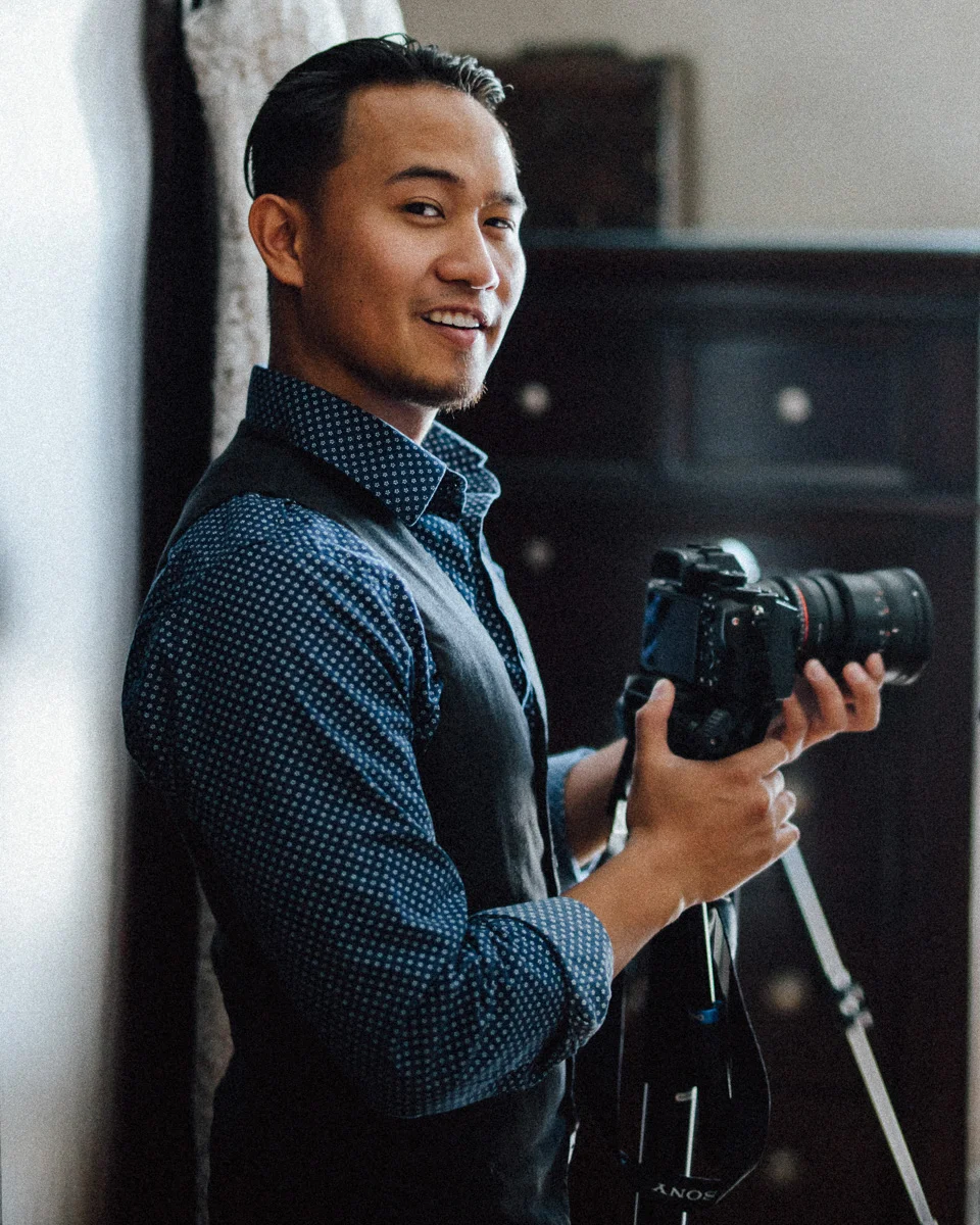 aaron-daniel-films-vineyard-bride-swish-list-niagara-gta-4.jpg