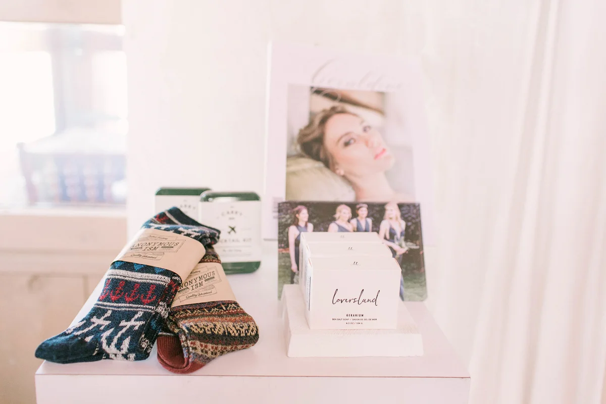 the-first-look-vineyard-bride-swish-list-kurtz-orchards-market-niagara-on-the-lake-wedding-show-3.jpg