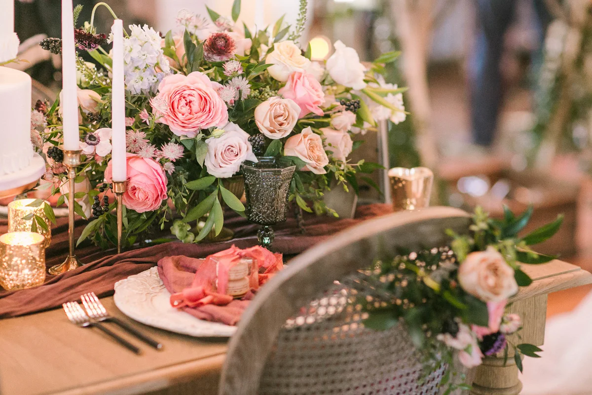 the-first-look-vineyard-bride-swish-list-kurtz-orchards-market-niagara-on-the-lake-wedding-show-46.jpg