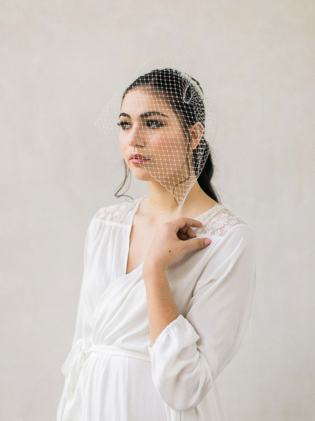 kurtz-orpia-photography-vineyard-bride-swish-list-dundurn-castle-dundas-wedding-editorial-14.jpg