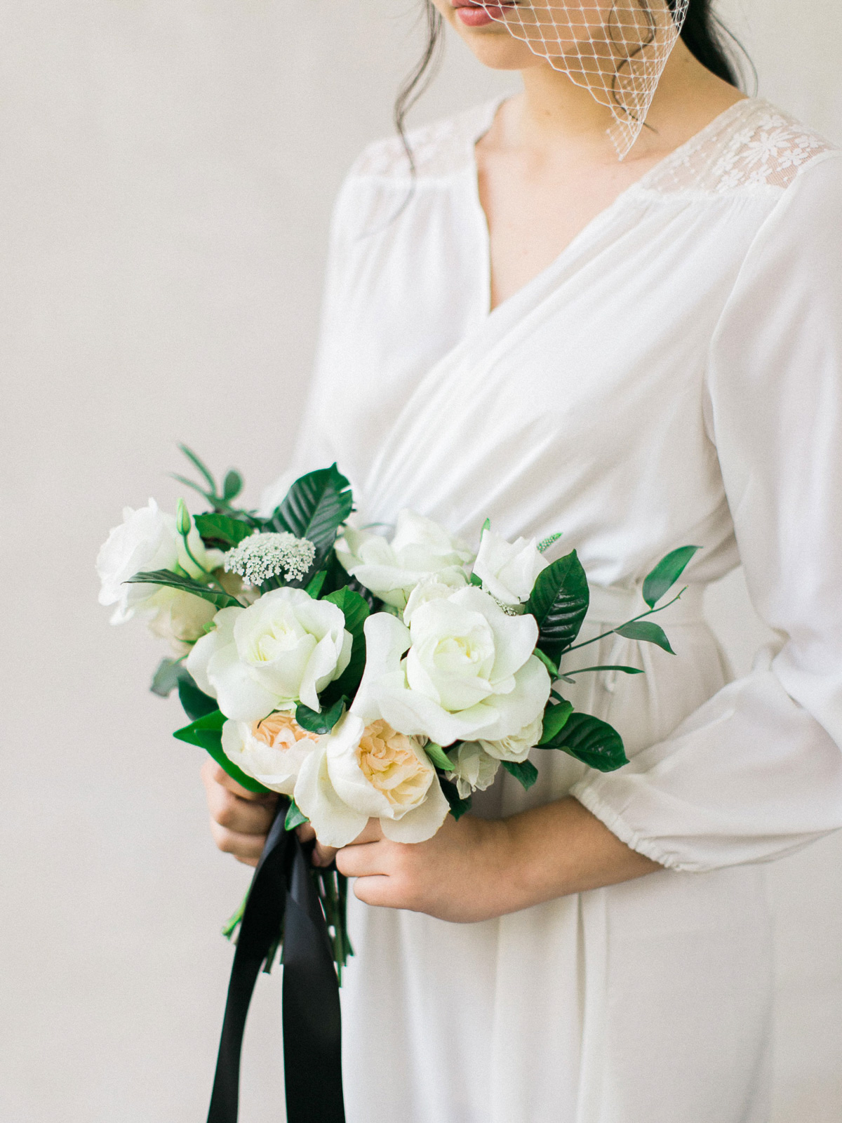 kurtz-orpia-photography-vineyard-bride-swish-list-dundurn-castle-dundas-wedding-editorial-17.jpg