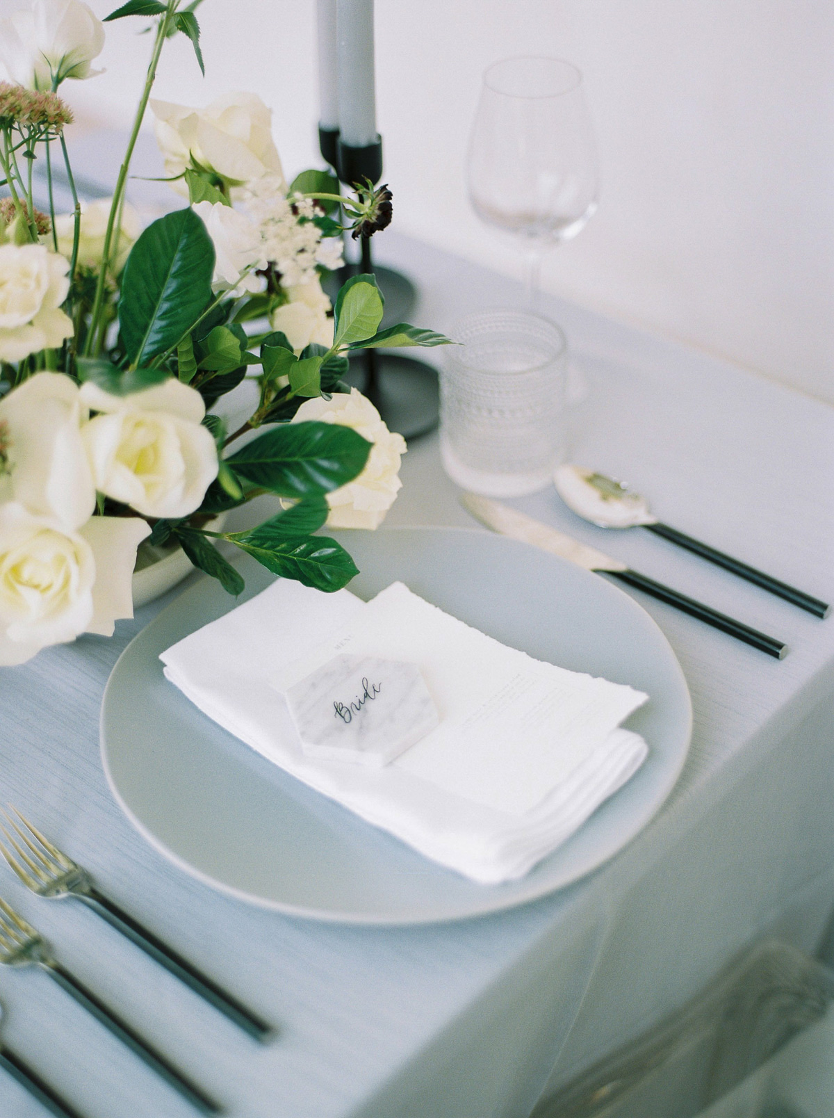 kurtz-orpia-photography-vineyard-bride-swish-list-dundurn-castle-dundas-wedding-editorial-32.jpg