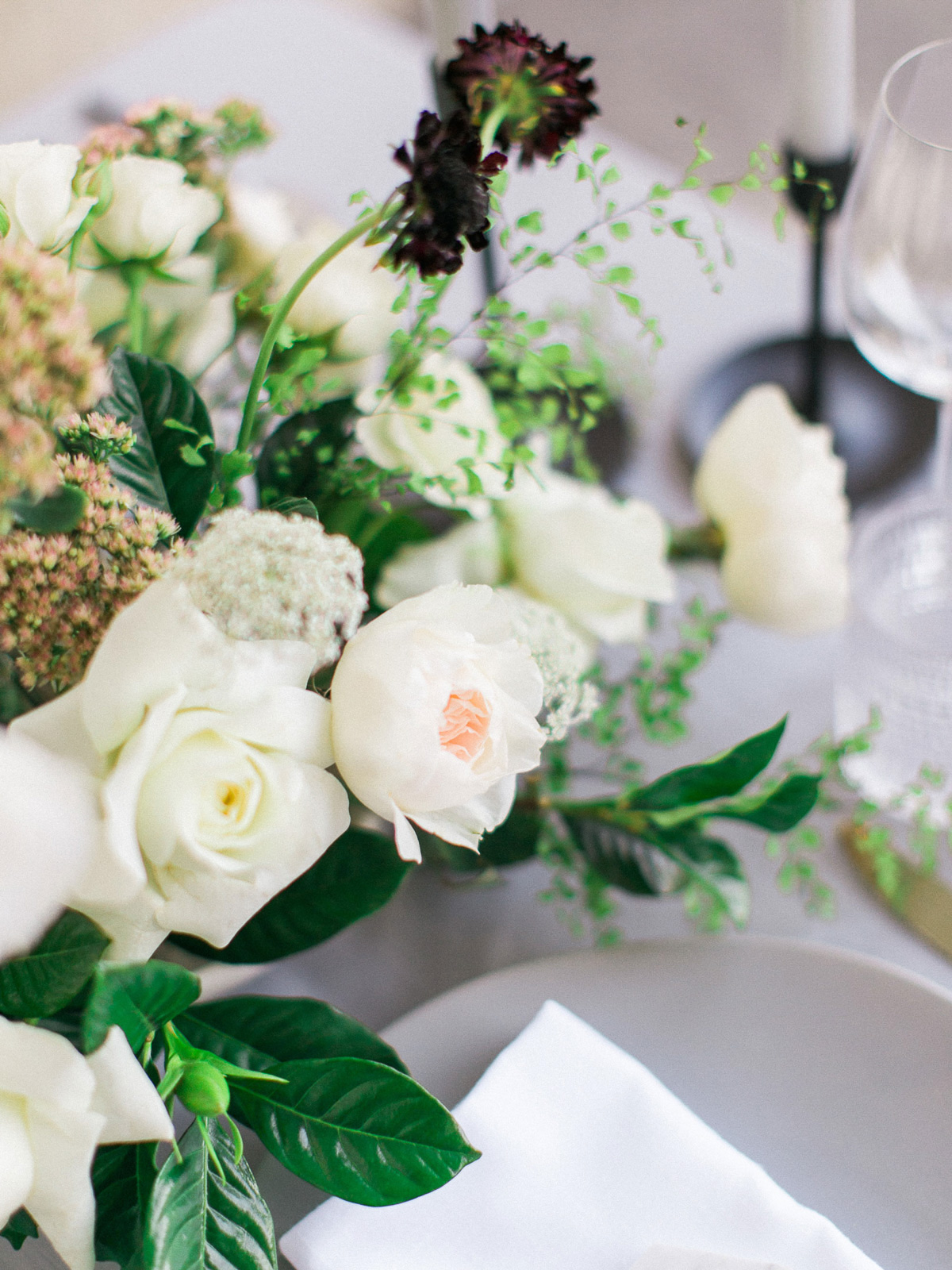 kurtz-orpia-photography-vineyard-bride-swish-list-dundurn-castle-dundas-wedding-editorial-37.jpg