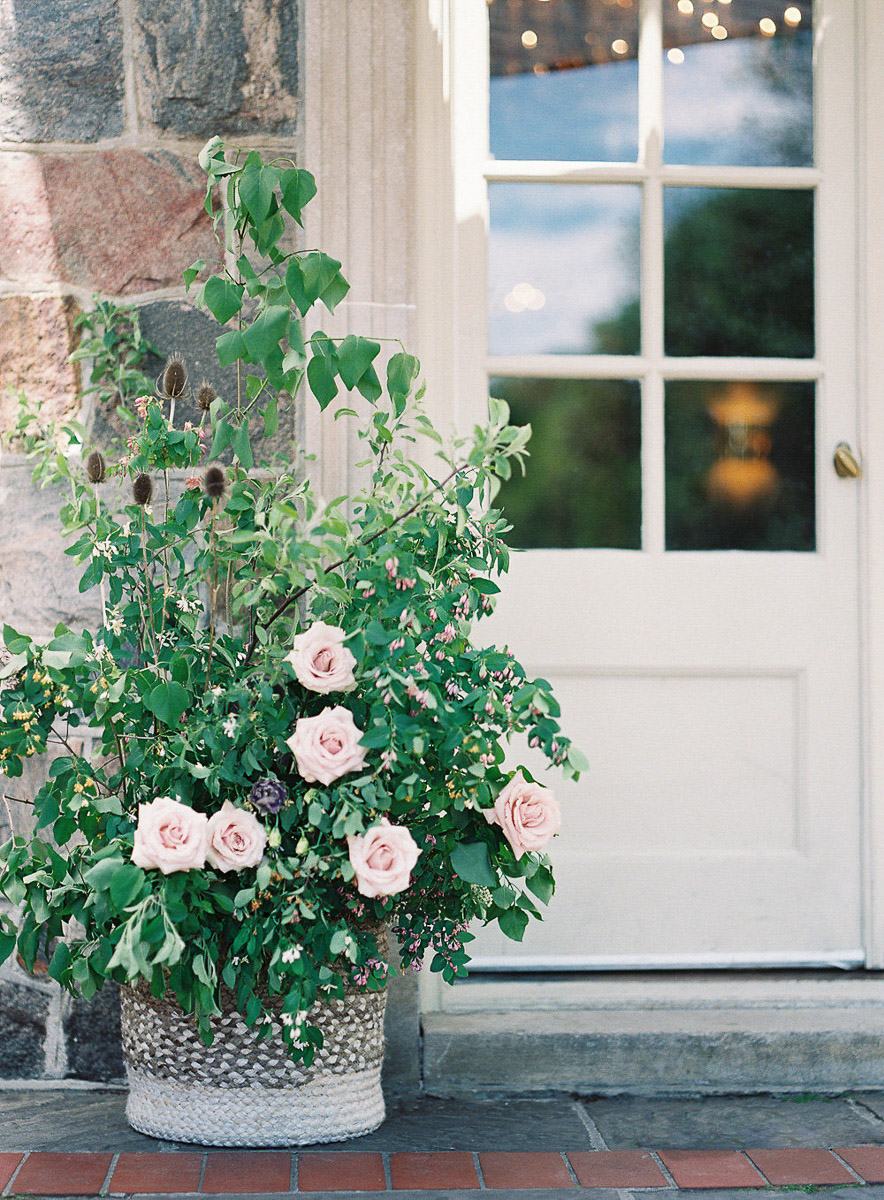 whitney-heard-photography-vineyard-bride-swish-list-graydon-hall-manor-toronto-wedding-editorial-5.jpg