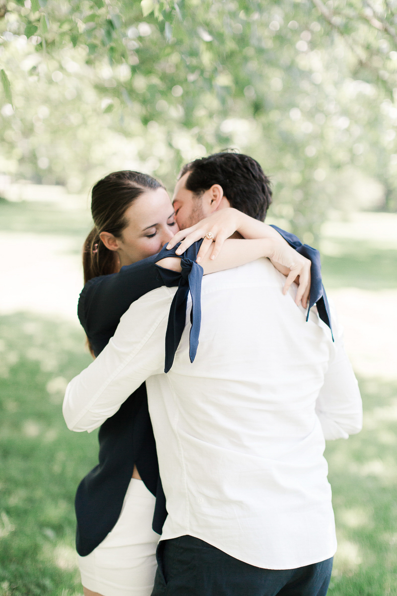 richelle-hunter-photography-vineyard-bride-swish-list-niagara-botanical-gardens-niagara-falls-surprise-proposal-10.jpg