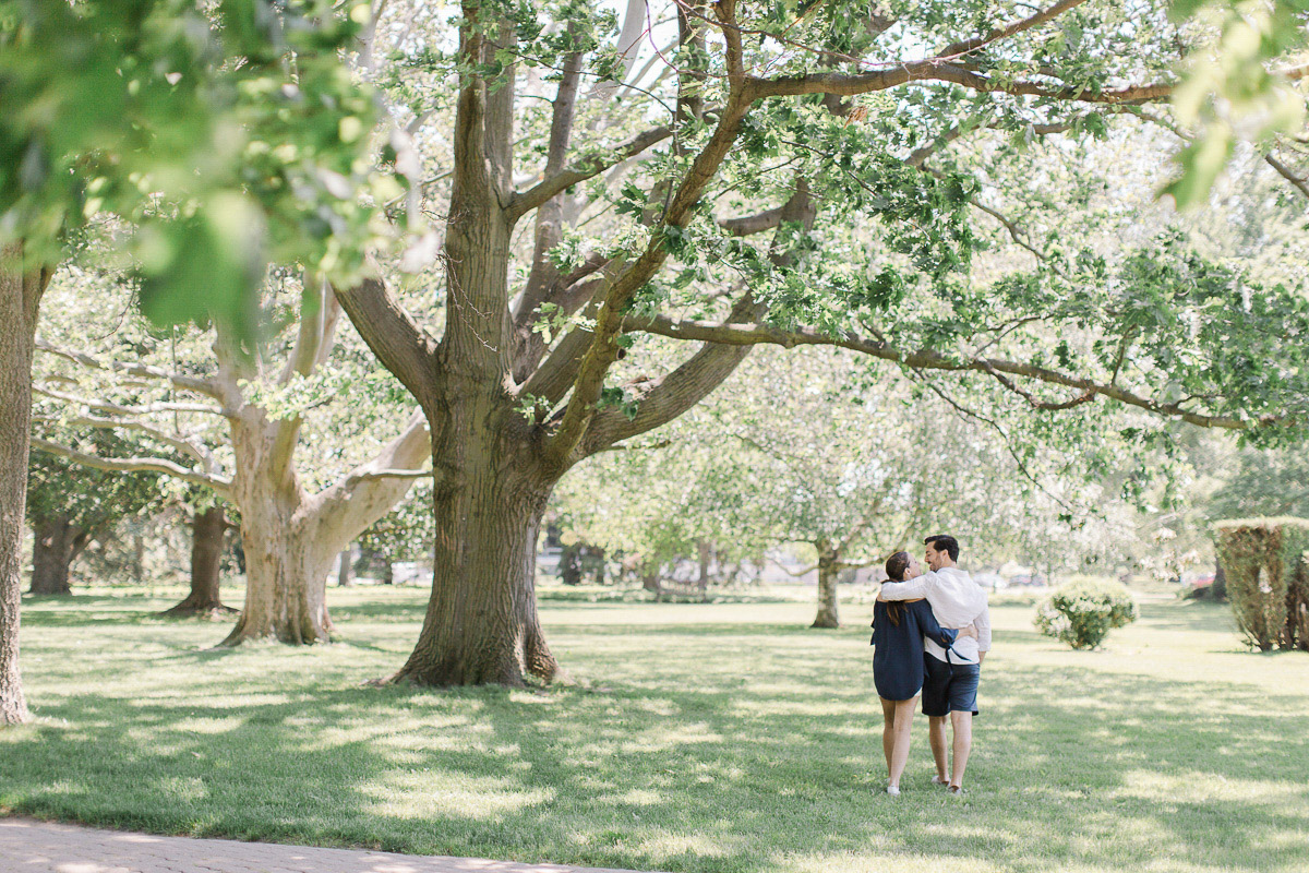 richelle-hunter-photography-vineyard-bride-swish-list-niagara-botanical-gardens-niagara-falls-surprise-proposal-20.jpg