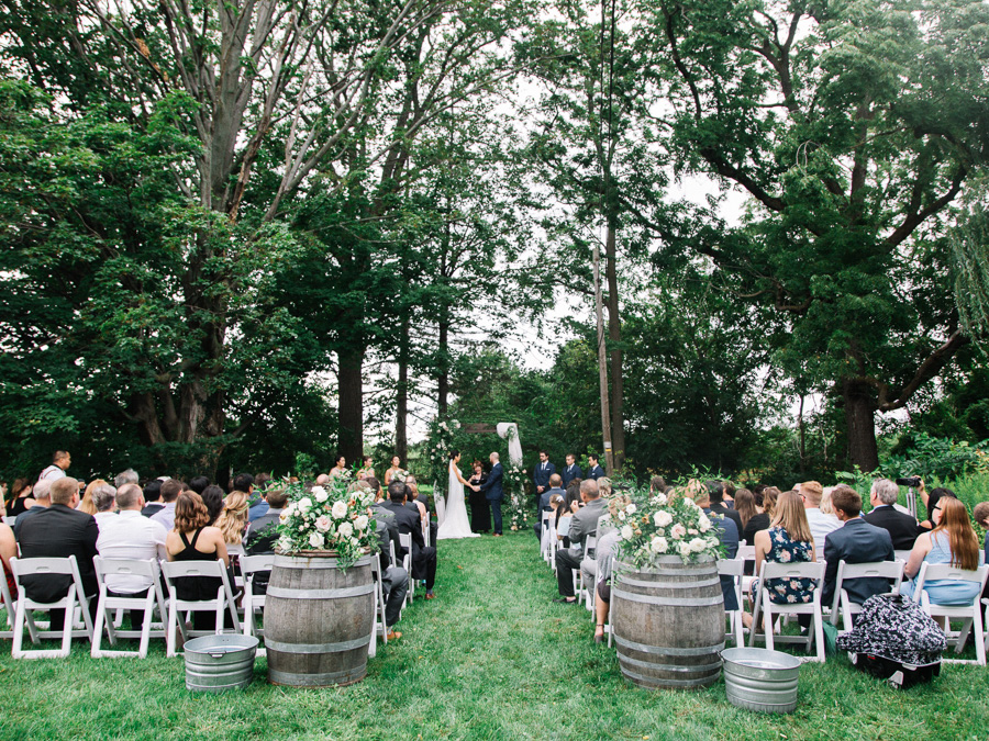 kurtz-orpia-photography-vineyard-bride-swish-list-the-good-earth-beamsville-wedding-10.jpg