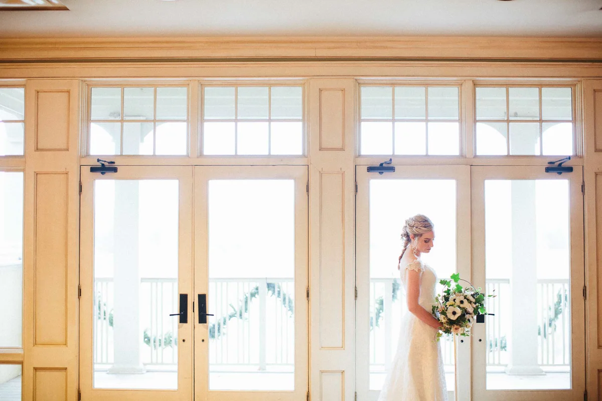 andrew-mark-photography-vineyard-bride-swish-list-niagara-on-the-lake-courthouse-niagara-wedding-7.jpg