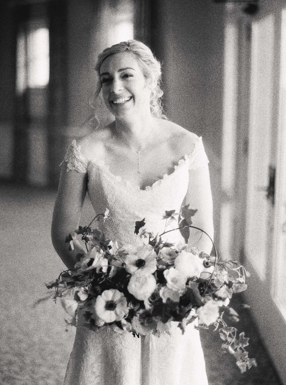 andrew-mark-photography-vineyard-bride-swish-list-niagara-on-the-lake-courthouse-niagara-wedding-49.jpg