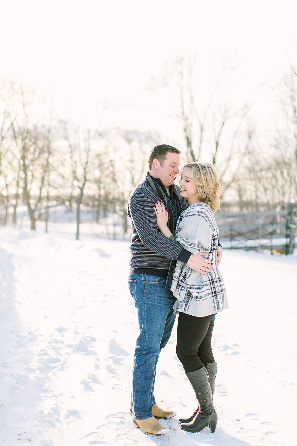 elizabeth-in-love-photography-vineyard-bride-swish-list-red-roof-retreat-niagara-on-the-lake-engagement-3.jpg