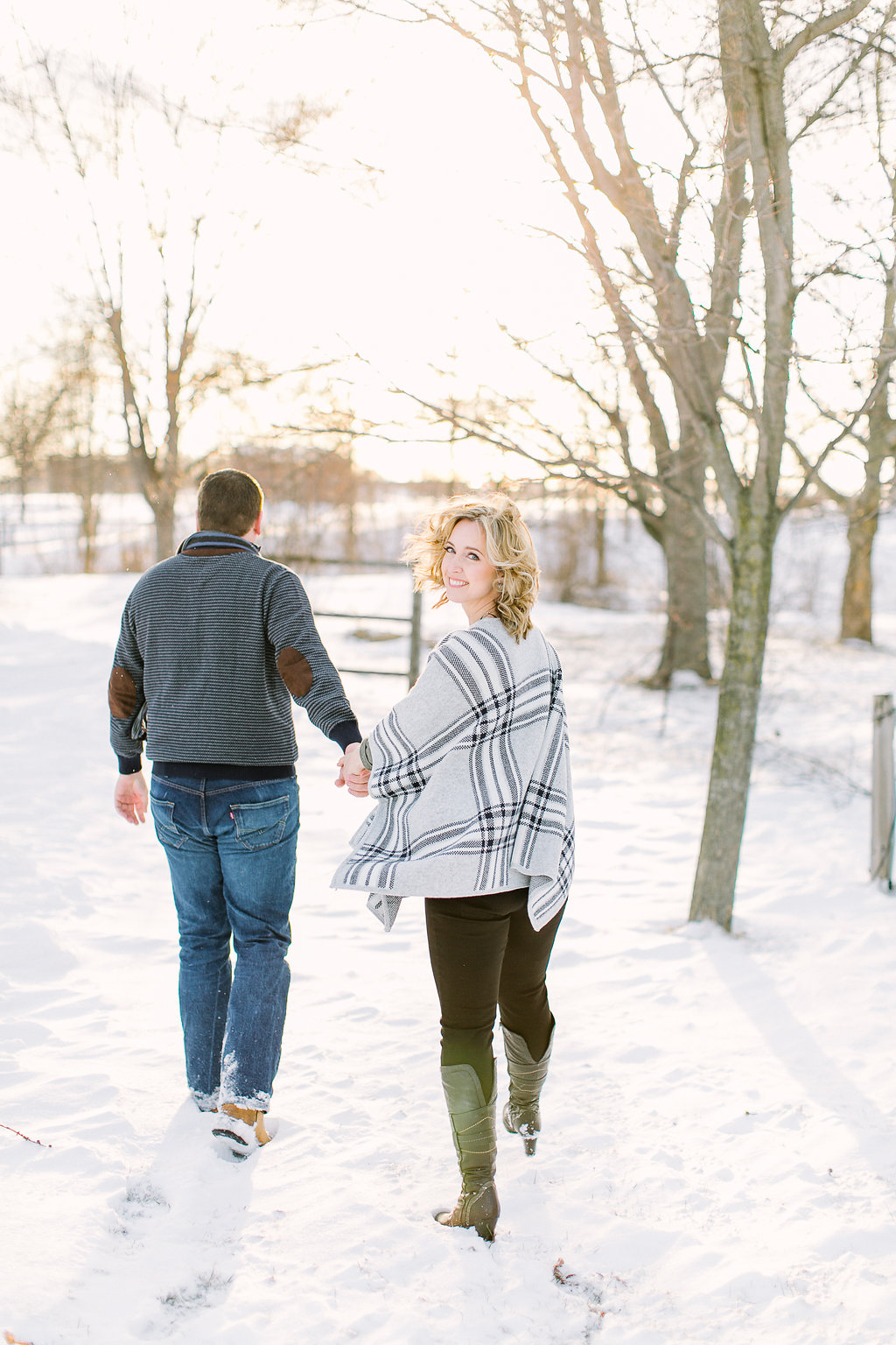 elizabeth-in-love-photography-vineyard-bride-swish-list-red-roof-retreat-niagara-on-the-lake-engagement-9.jpg