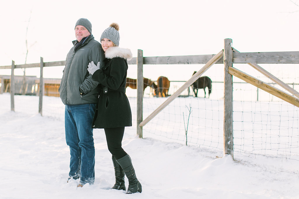 elizabeth-in-love-photography-vineyard-bride-swish-list-red-roof-retreat-niagara-on-the-lake-engagement-25.jpg