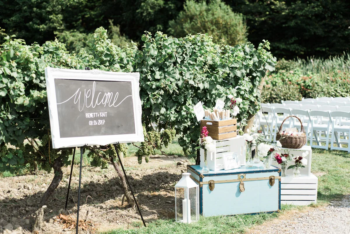 emily-jean-photography-vineyard-bride-swish-list-inn-on-the-twenty-cave-springs-winery-jordan-wedding-38.jpg
