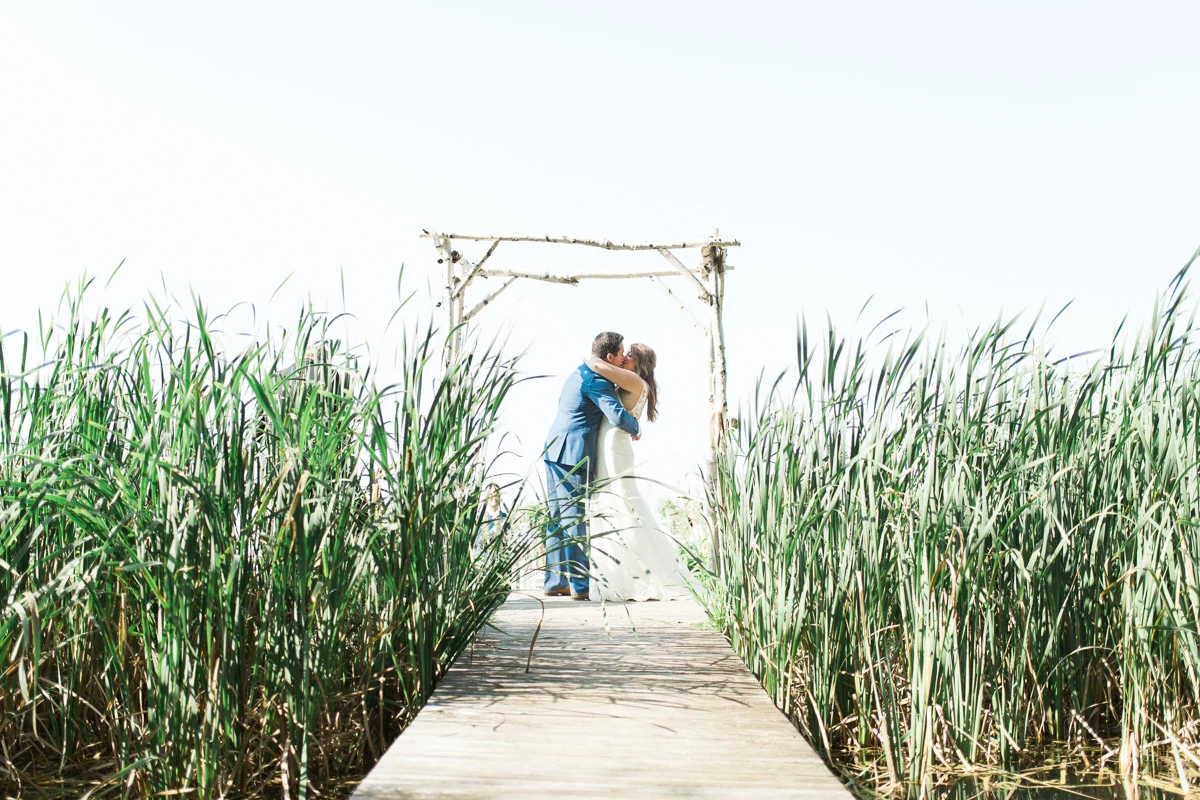 emily-jean-photography-vineyard-bride-swish-list-inn-on-the-twenty-cave-springs-winery-jordan-wedding-51.jpg