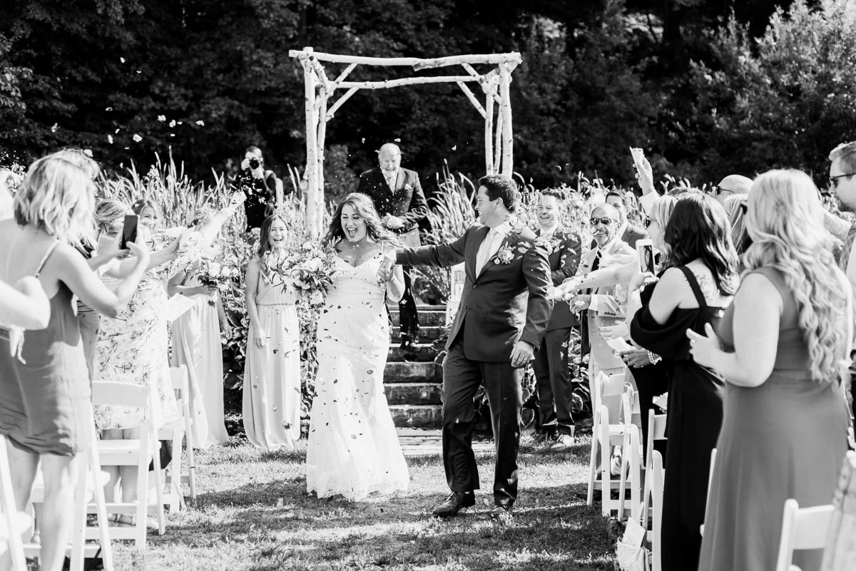 emily-jean-photography-vineyard-bride-swish-list-inn-on-the-twenty-cave-springs-winery-jordan-wedding-53.jpg