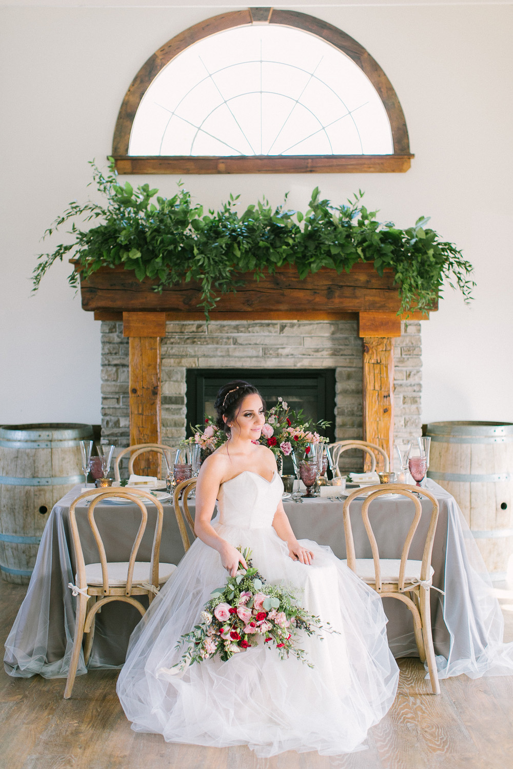 elizabeth-in-love-photography-vineyard-bride-swish-list-cave-springs-retreat-vineland-editorial-36.jpg