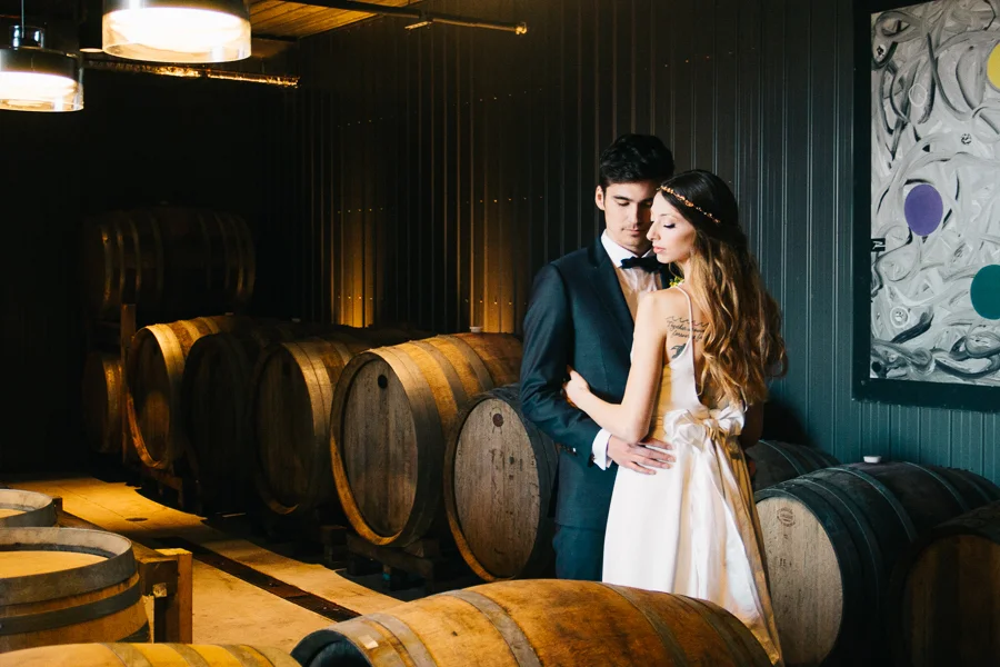 ugo-photography-vineyard-bride-swish-list-13th-street-winery-st-catharines-editorial-5.jpg