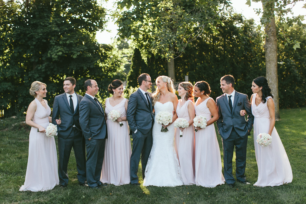 brandon-scott-photography-vineyard-bride-swish-list-stratus-vineyard-niagara-on-the-lake-wedding-22.jpg