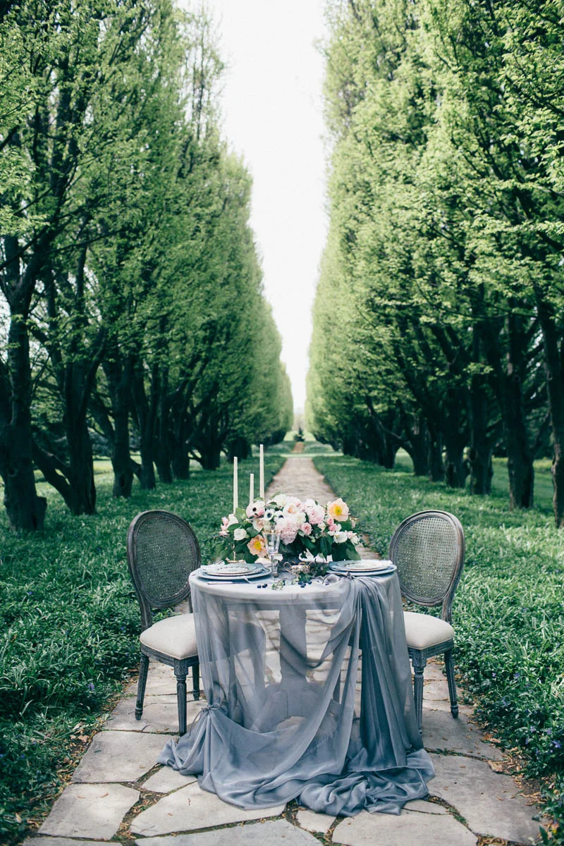 jessica-little-photography-vineyard-bride-swish-list-botanical-gardens-niagara-falls-editorial-1.jpg