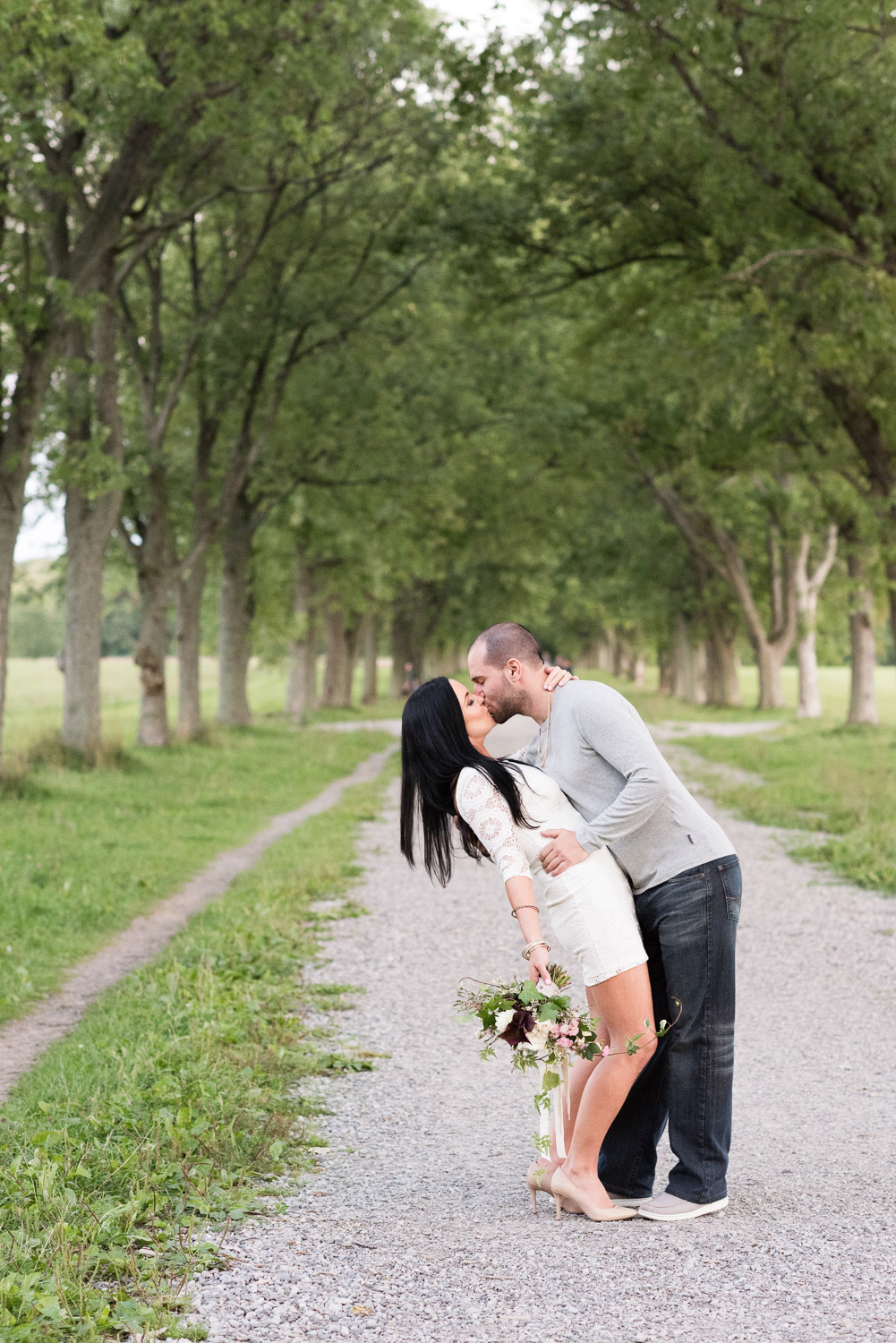 love-always-photography-vineyard-bride-swish-list-small-talk-winery-niagara-on-the-lake-engagement-30.jpg