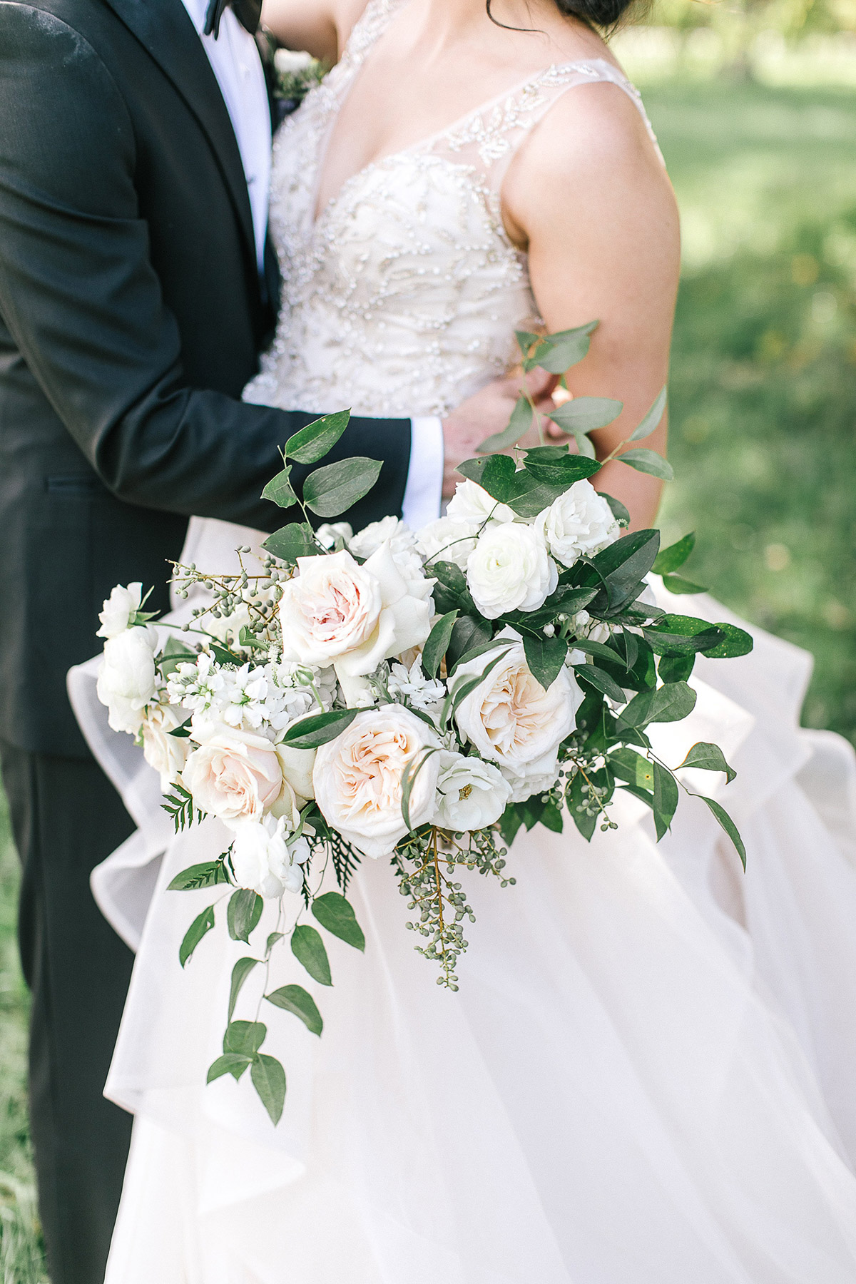 tamara-lockwood-photography-vineyard-bride-swish-list-the-old-courthouse-niagara-on-the-lake-wedding-32.jpg