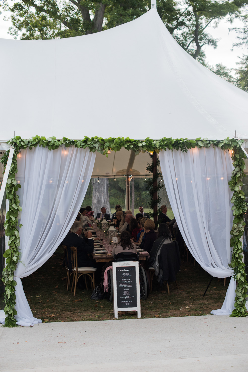 vineyard-bride-love-always-photography-ruthven-park-caygua-niagara-wedding-venue-toronto-southern-ontario053.jpg