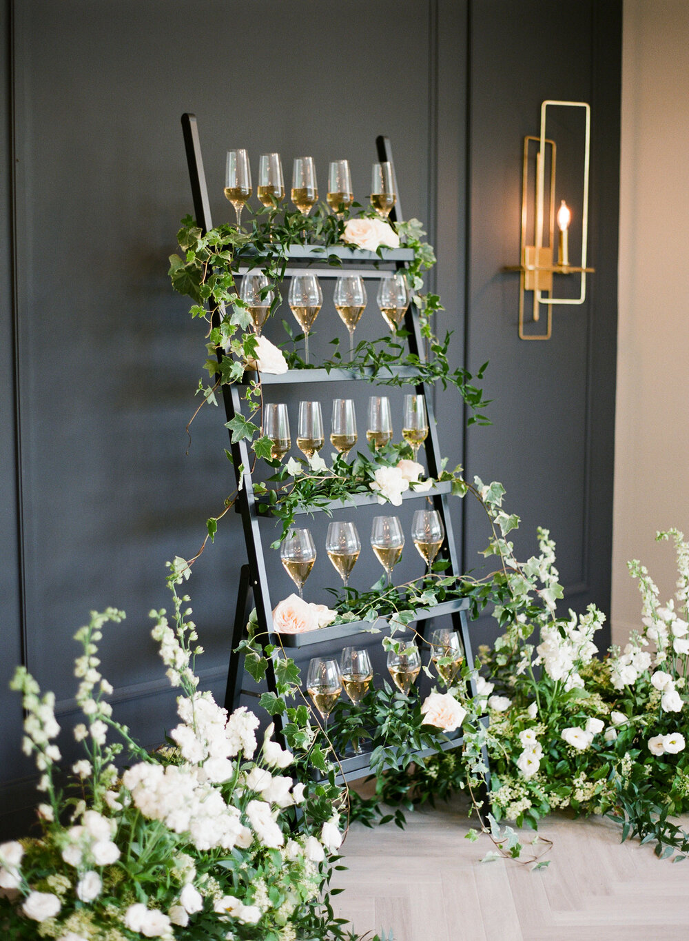 the-gate-house-niagara-on-the-lake-weddings-vineyard-bride-swish-list-photo-6.jpeg