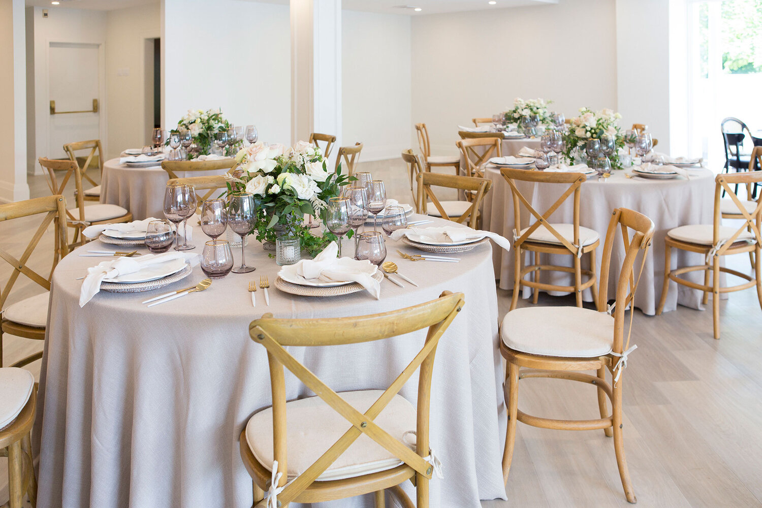the-gate-house-niagara-on-the-lake-weddings-vineyard-bride-swish-list-photo-4.jpeg