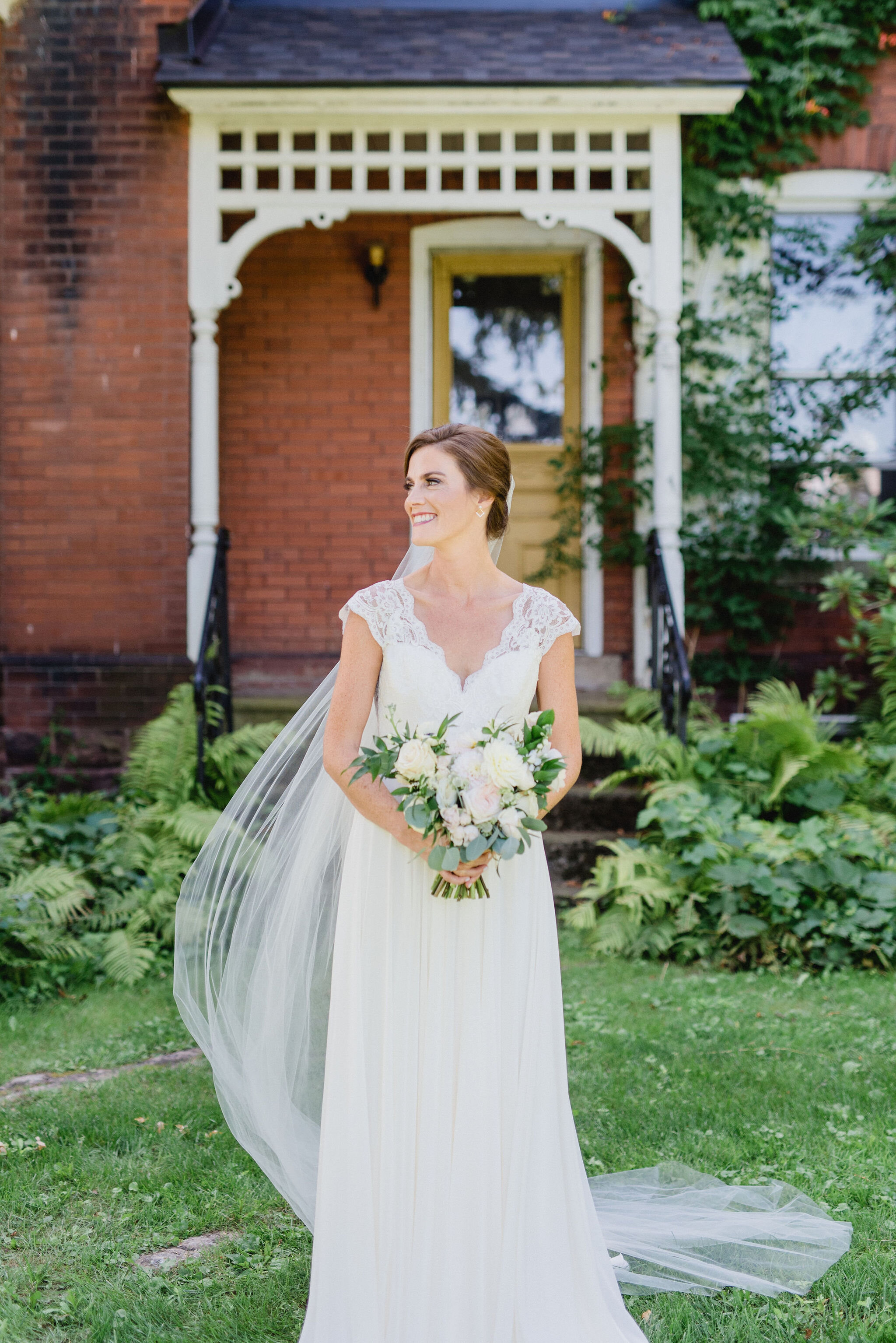 Honsberger-Estate-Wedding-Summer-Winery-Vineyard-Bride-Niagara-on-the-Lake-photos-by-Jacqueline-James-Photography-0034.JPG