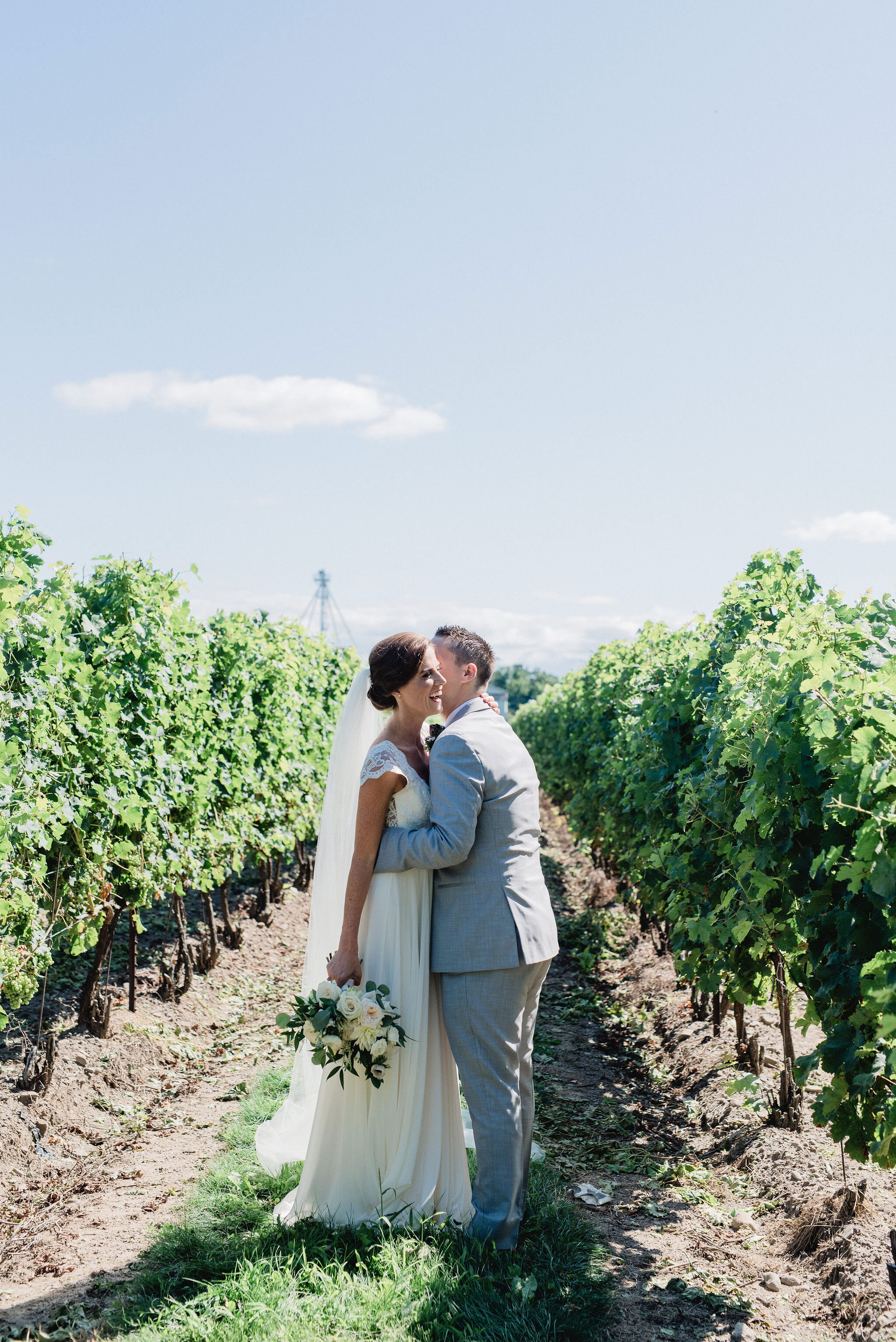 Honsberger-Estate-Wedding-Summer-Winery-Vineyard-Bride-Niagara-on-the-Lake-photos-by-Jacqueline-James-Photography-0041.JPG