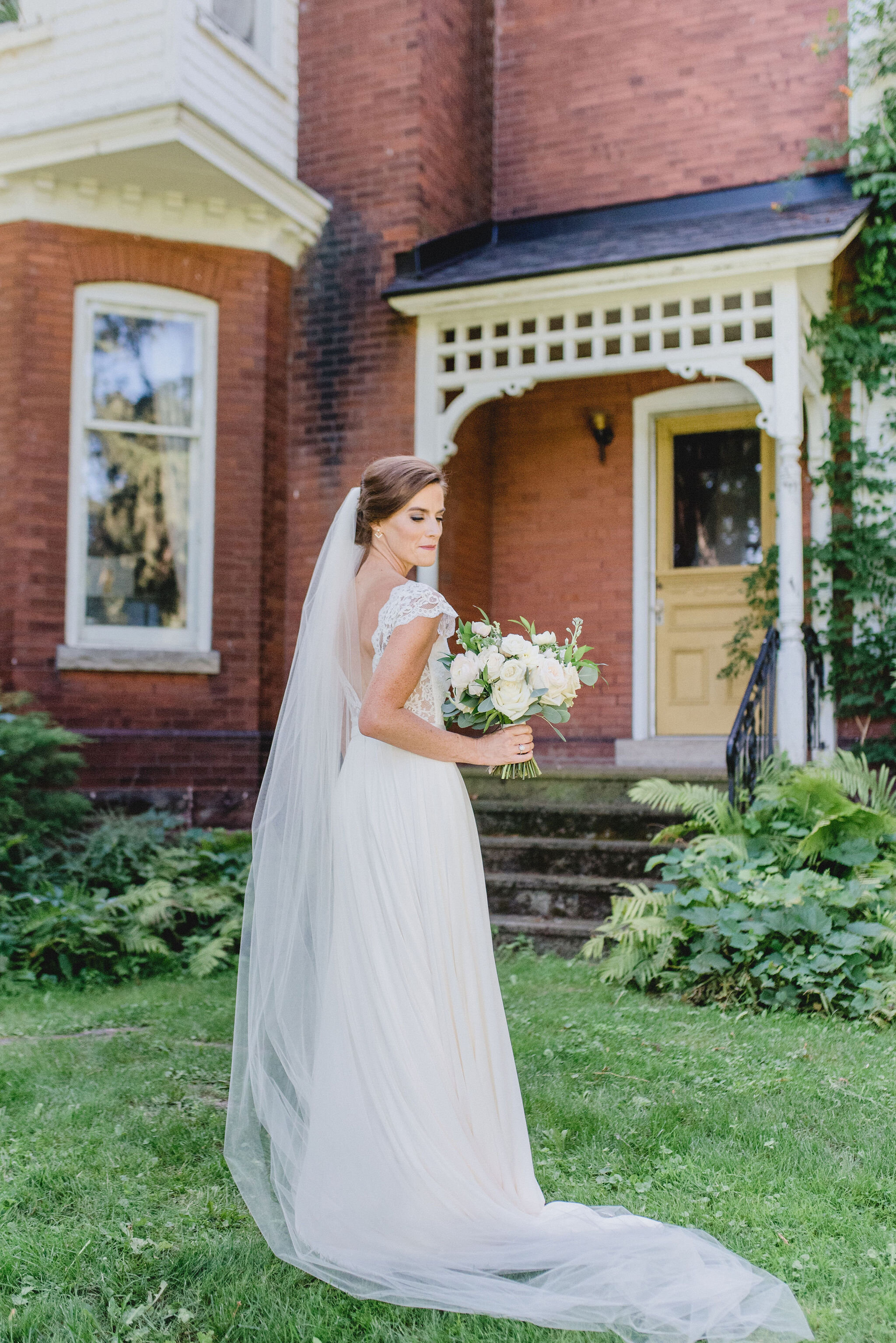 Honsberger-Estate-Wedding-Summer-Winery-Vineyard-Bride-Niagara-on-the-Lake-photos-by-Jacqueline-James-Photography-0048.JPG