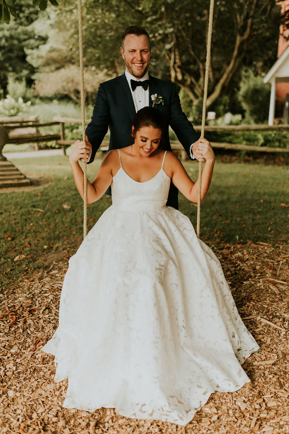 Honsberger-Estate-Wedding-Summer-Winery-Vineyard-Bride-Niagara-on-the-Lake-photos-by-Amos-Photography-0054.jpg