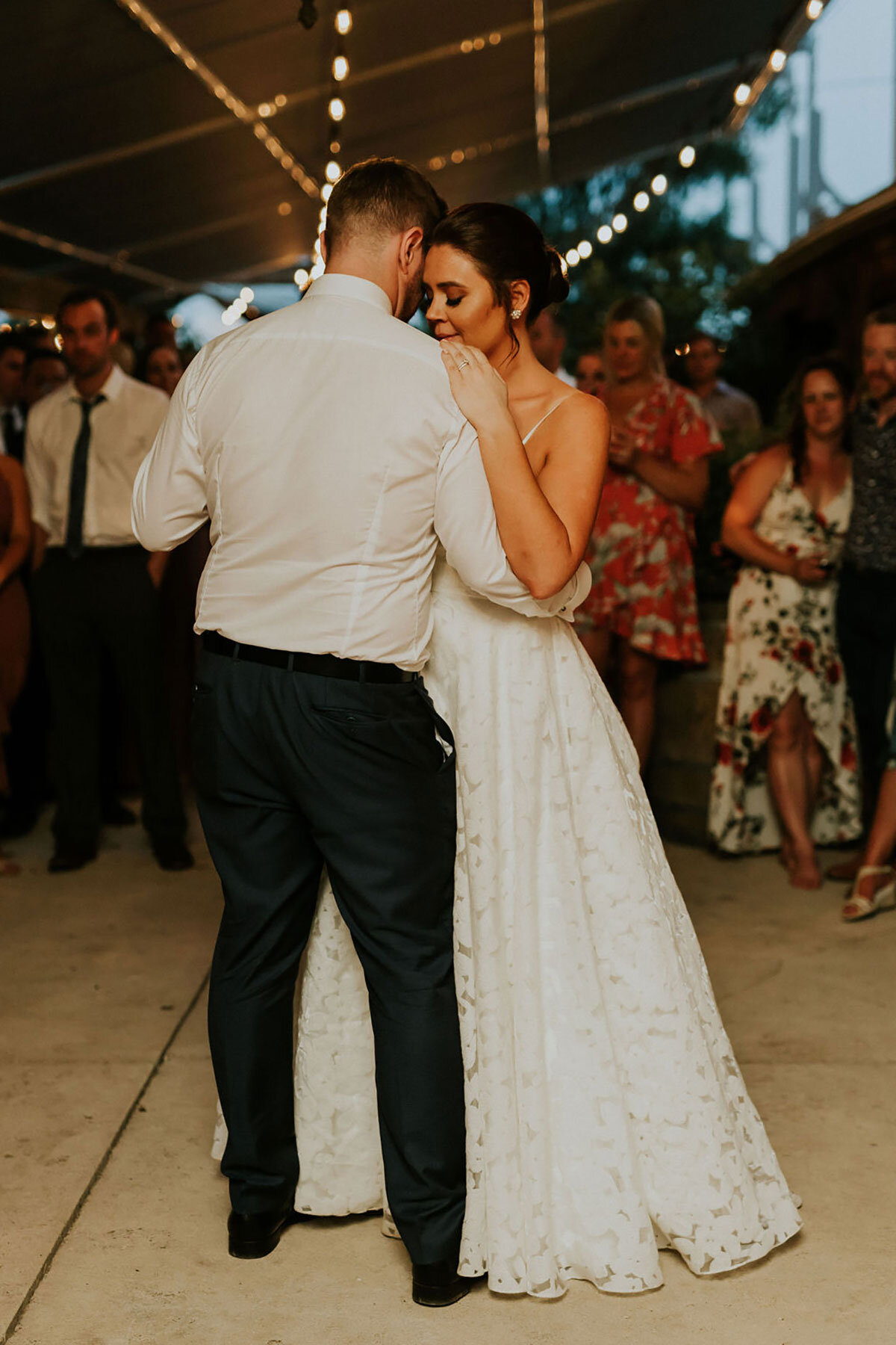 Honsberger-Estate-Wedding-Summer-Winery-Vineyard-Bride-Niagara-on-the-Lake-photos-by-Amos-Photography-0064.jpg