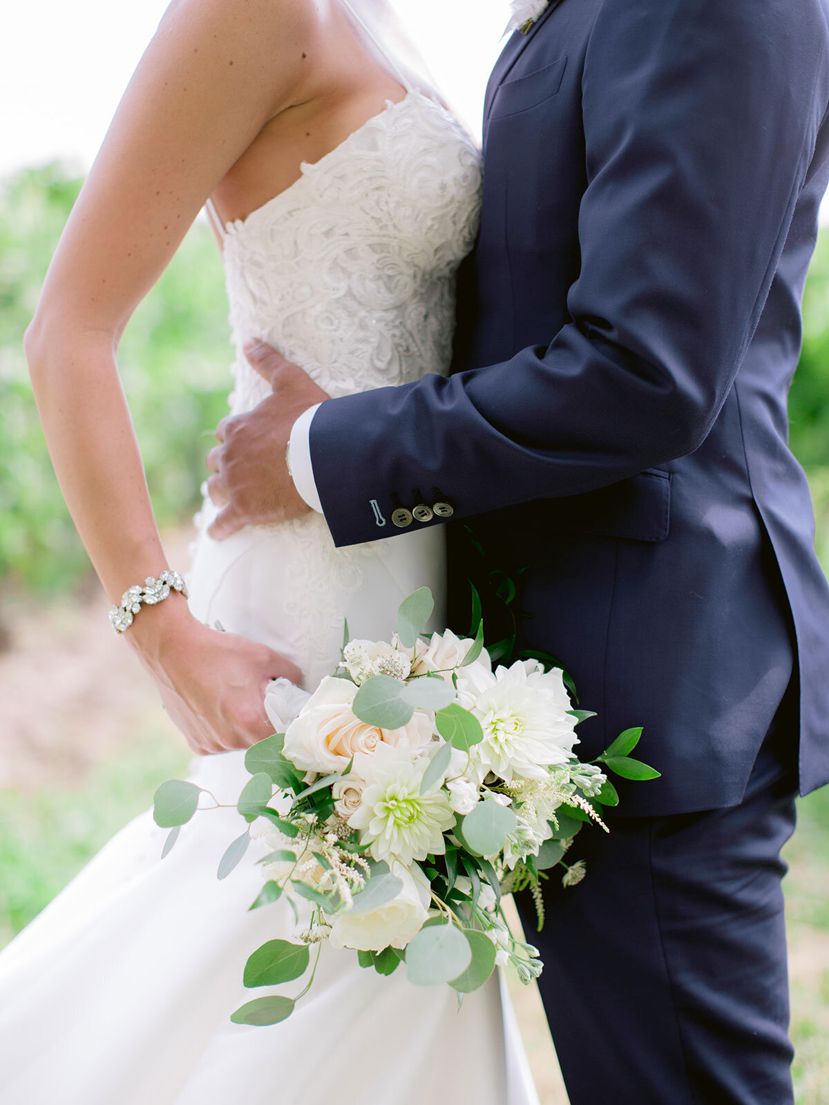 Queens-Landing-Wedding-Summer-Vintage-Hotels-Vineyard-Bride-Niagara-on-the-Lake-photos-by-Kurtz-Orpia-Photography-0028.jpg