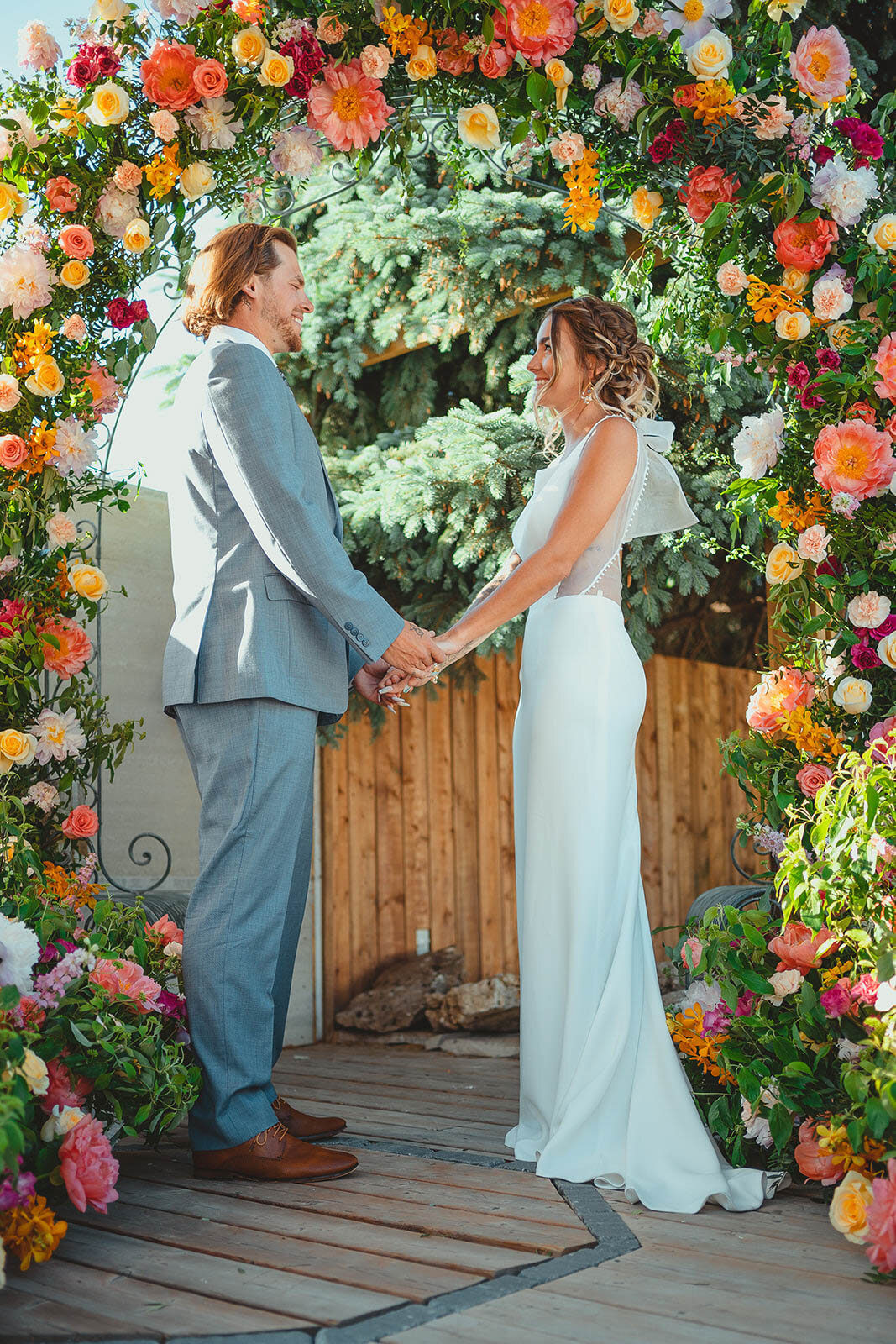 lindsay-plank-events-vineyard-bride-swish-list-bold-colourful-wedding-editorial-18.jpg