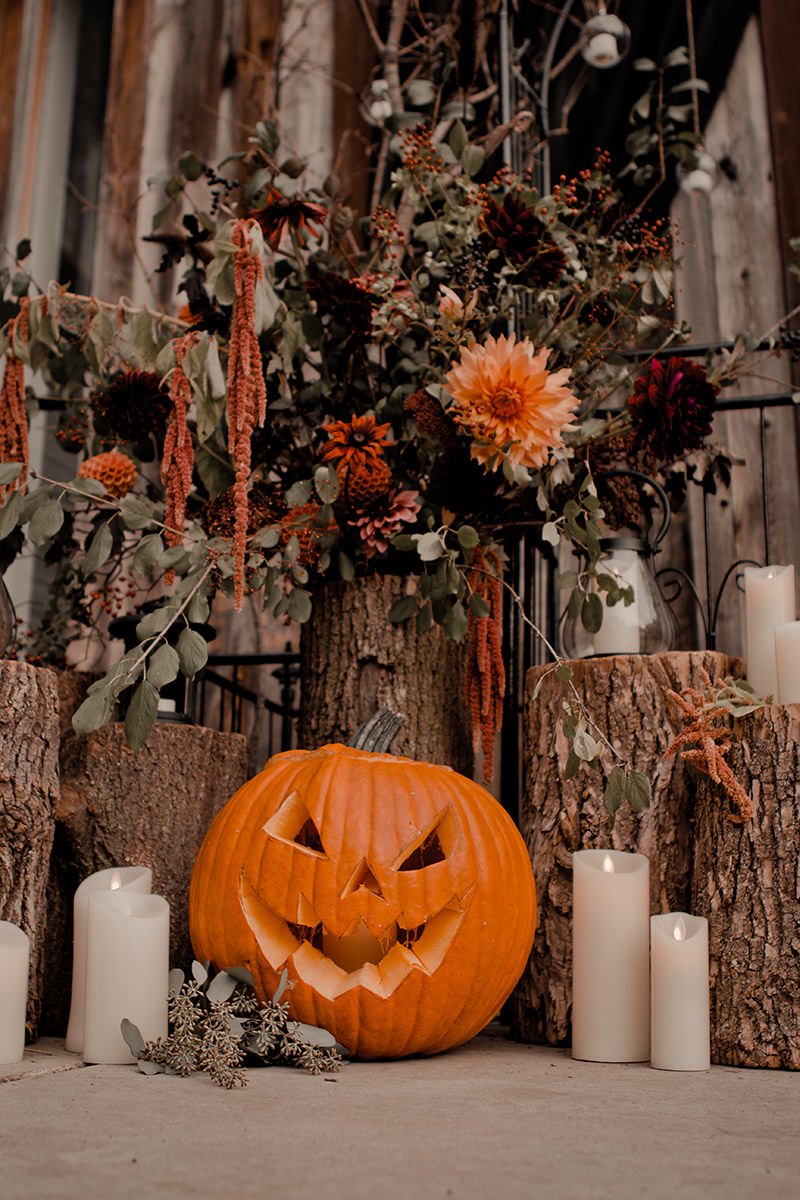 Smoke Bombs and Pumpkins' Orange and Black Halloween Wedding Inspiration -  Boho Wedding Blog
