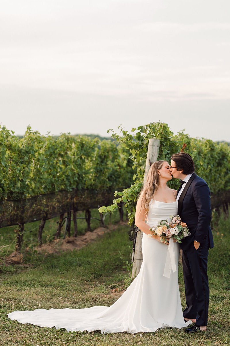 Ravine-Vineyard-Estate-Winery-Wedding-Niagara-on-the-Lake-Vineyard-Bride-photos-by-Purple-Tree-Photography-0029.jpg
