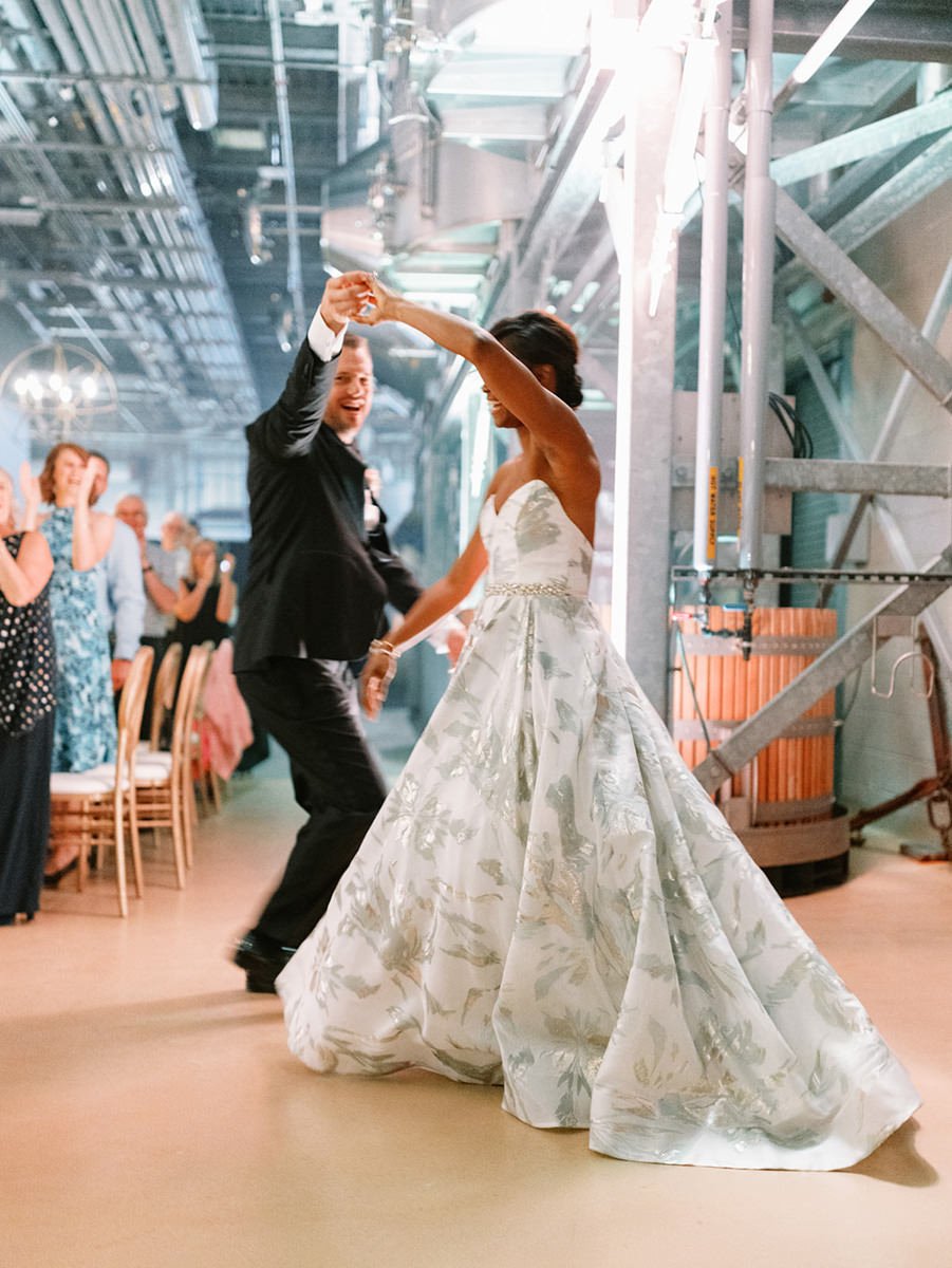 Stratus-Winery-Wedding-Laura-Olsen-Event-Planner-Niagara-Burlington-Toronto-Photographer-Vineyard-Bride-photo-by-Will-Reid-0064.jpg