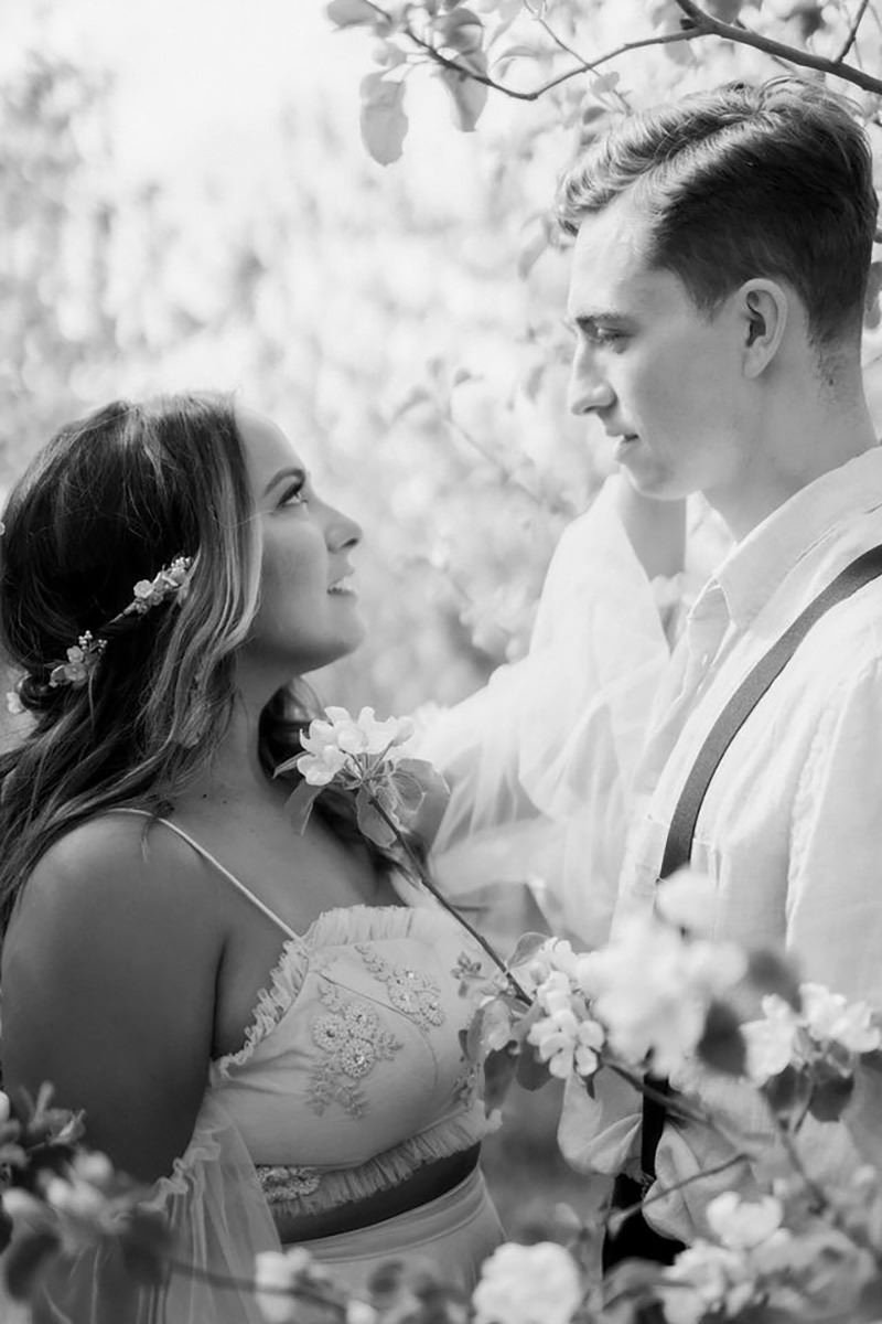 Albion-Orchard-Editorial-Wedding-Vineyard-Bride_photos-by-Lisa-Vigliotta-Photography-0019.jpg