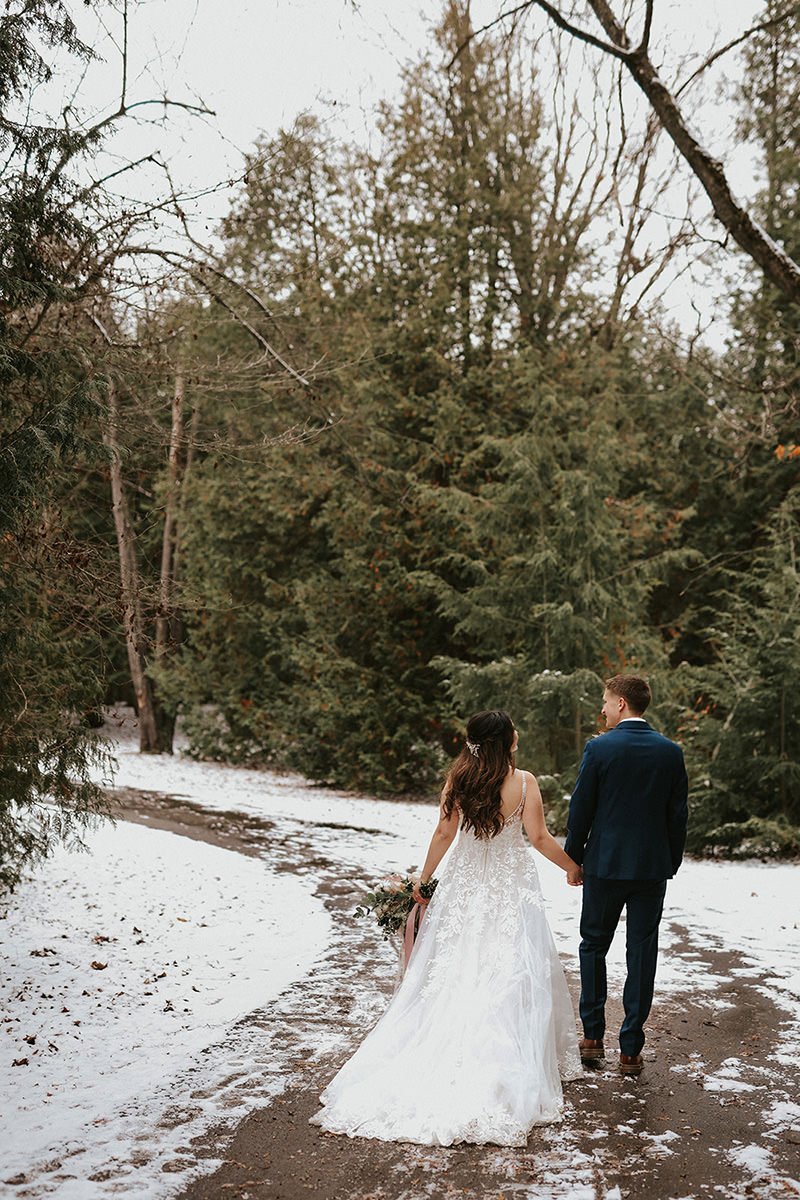 Elora-Mill-Winter-Wedding-Ontario-Vineyard-Bride-Jessica-Douglas-Photography-0003.JPG