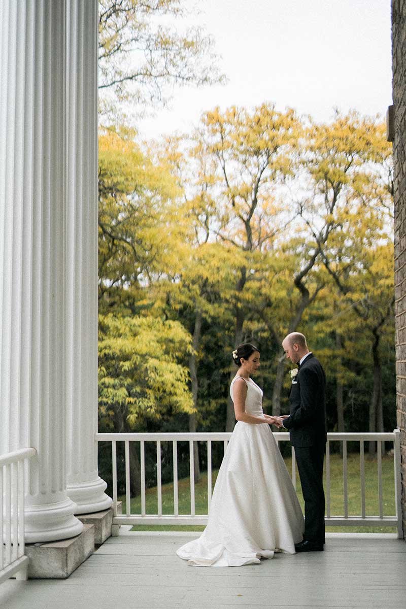 Willowbank-Wedding-Niagara-on-the-Lake-Vineyard-Bride-Photography-by-Lisa-Vigliotta-Photography-033.jpg