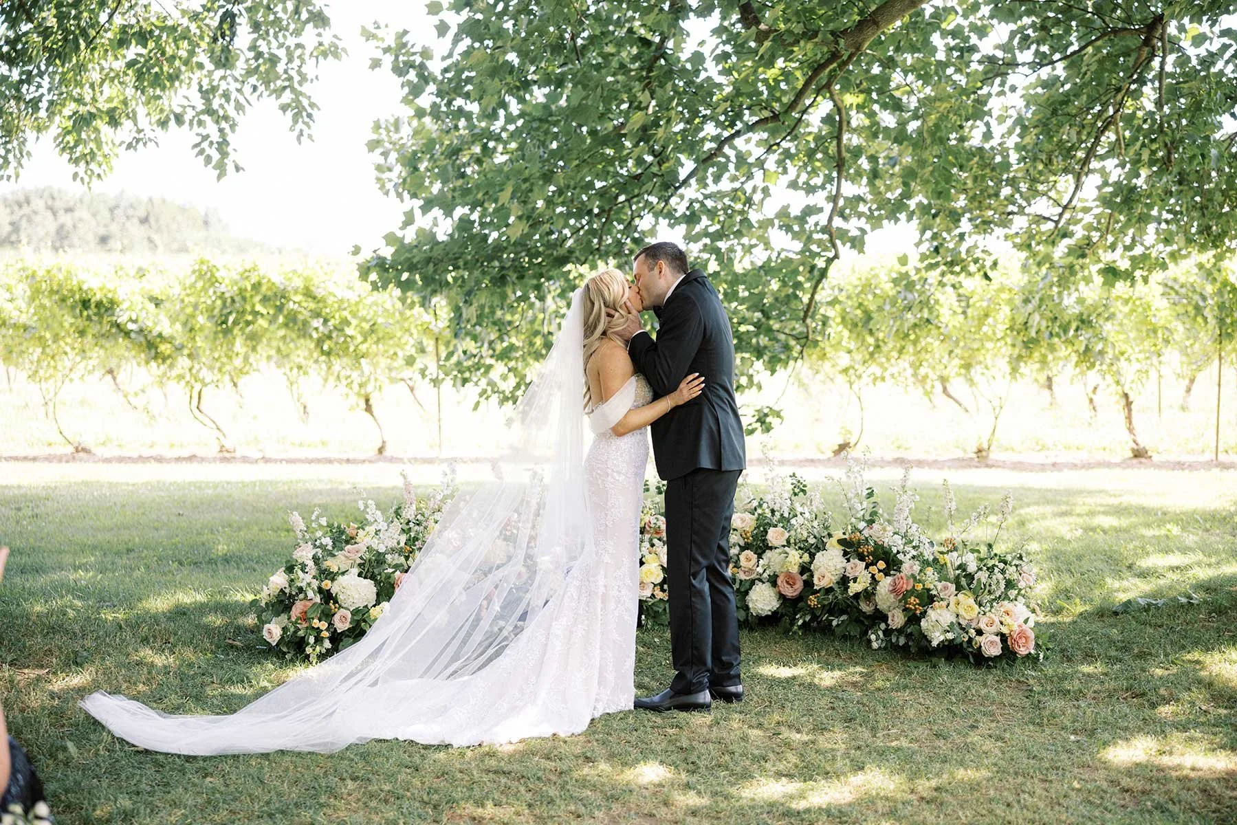 Kurtz-Orchards-Wedding-Niagara-on-the-Lake-Vineyard-Bride-Photos-by-Emily-Michelson-0021.JPG
