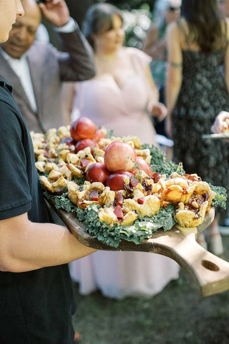 Kurtz-Orchards-Wedding-Niagara-on-the-Lake-Vineyard-Bride-Photos-by-Emily-Michelson-0022.JPG