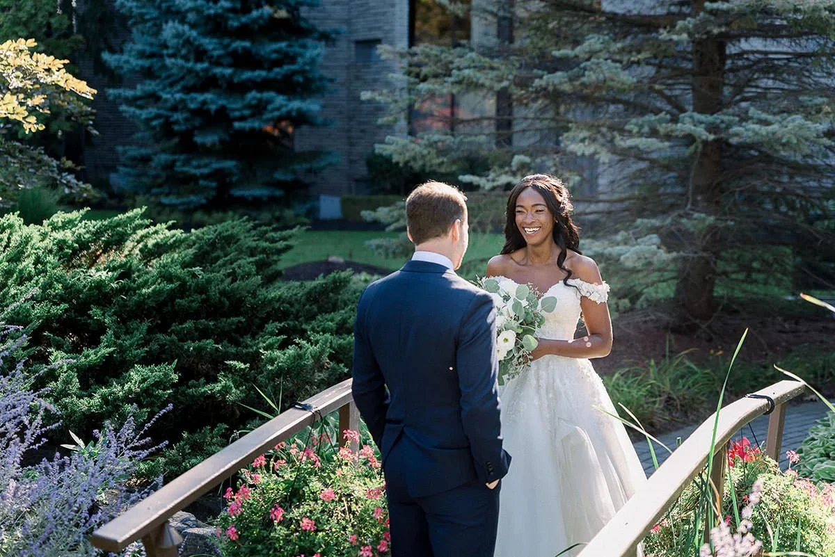 timeless-tree-photography-vineyard-bride-swish-list-the-hare-wine-co-niagara-on-the-lake-wedding-17.jpg.webp