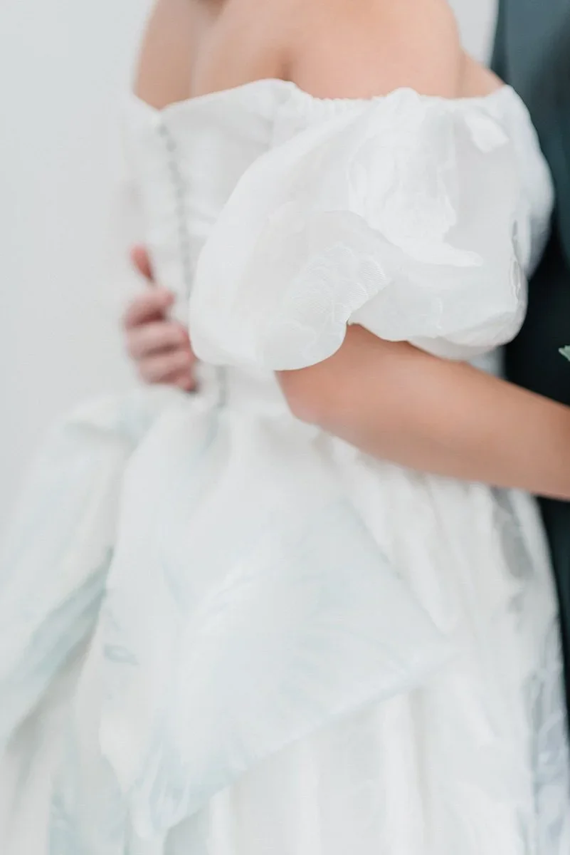 Art-Gallery-of-Hamilton-French-Countryside-Editorial-Sue-Gallo-Designs-Swish-List-Vineyard-Bride-003.jpg.webp