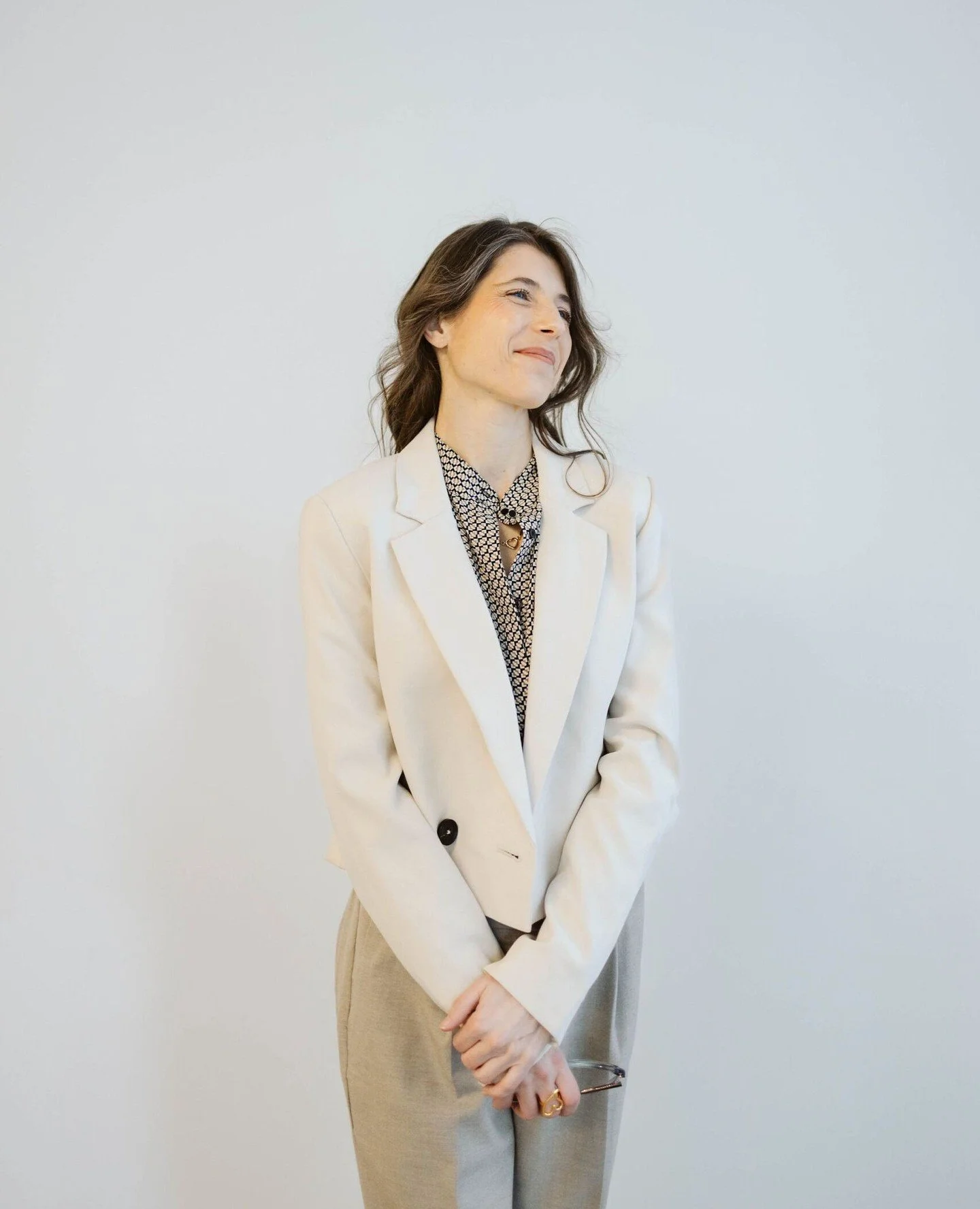 Today on the blog, we&rsquo;re thrilled to shine a spotlight on Amalia of Officiate I Do &mdash; a warm, genuine, and deeply dedicated Ontario wedding officiant who believes every ceremony should feel personal, meaningful, and true to the couple at i