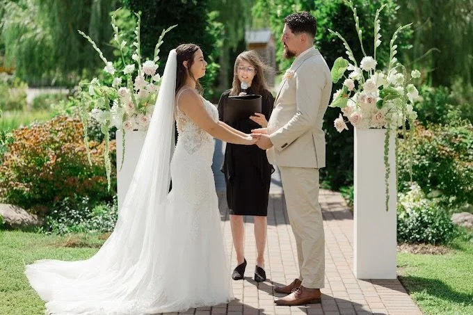 Have you met Amalia from Officiate I Do yet? ⁠
⁠
Earlier this week, we featured her Vendor Spotlight on the blog &mdash; a beautiful look into her passion for creating heartfelt, unforgettable ceremonies. If you&rsquo;re searching for an officiant wh