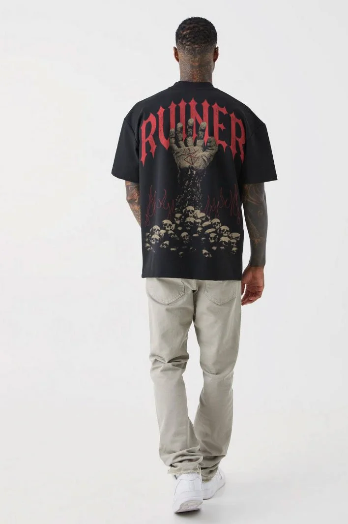 ruinerhand.jpg